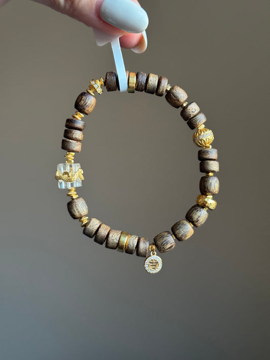 沉香金蛇 Agarwood Golden Snake Protection Bracelet