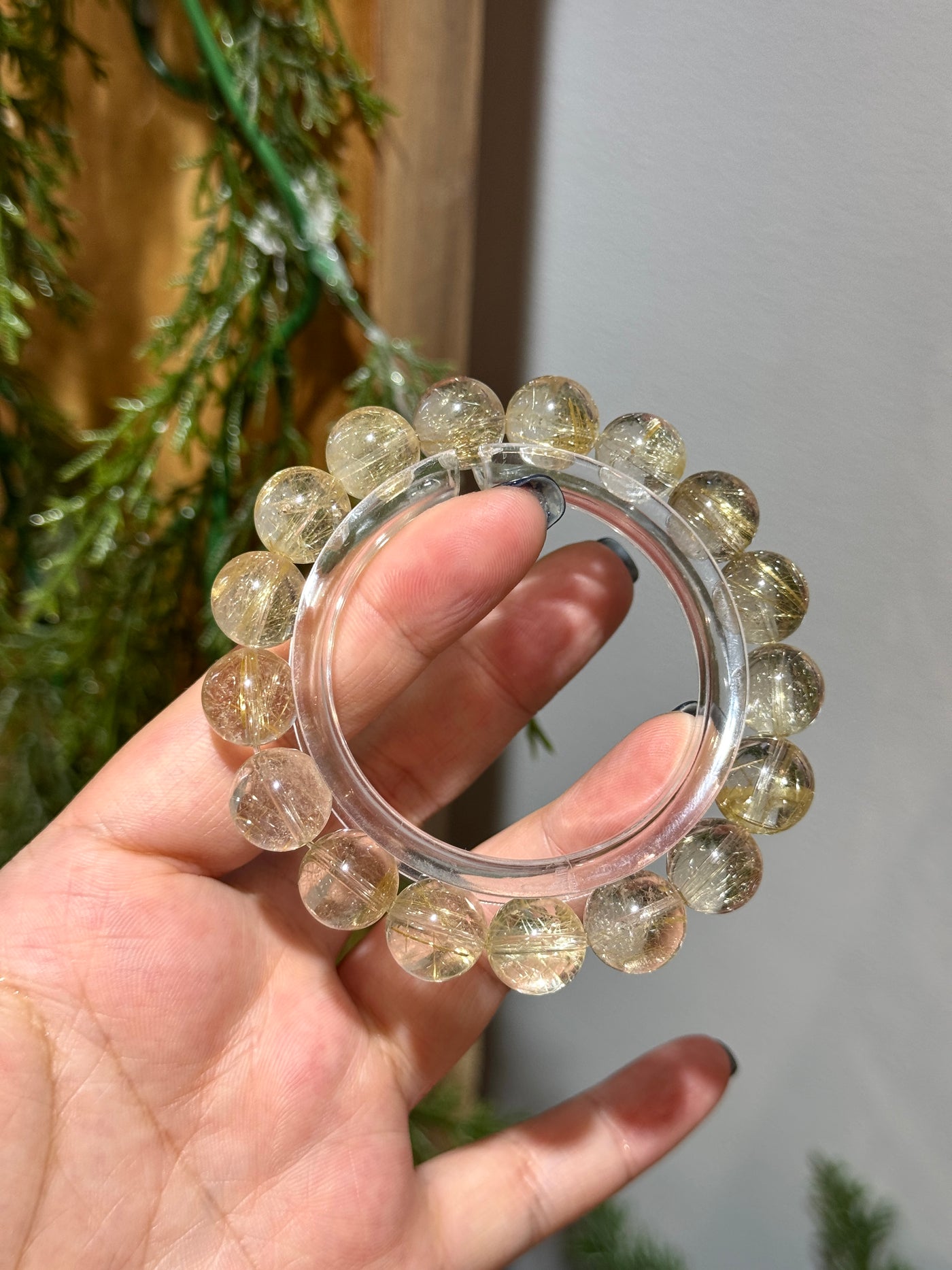 维纳斯金发晶