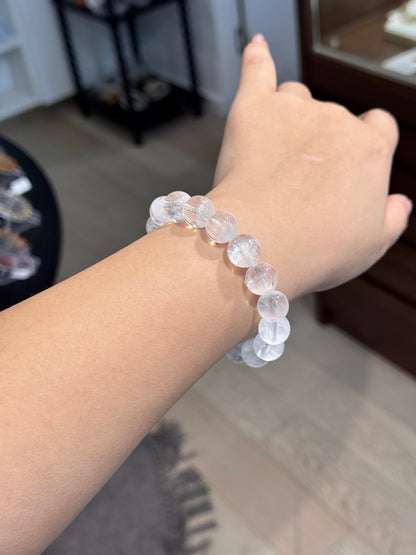 聚宝盆白幽灵 Rainbow White Phantom Bowl Crystal